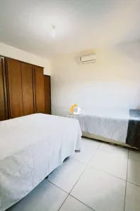 Fazenda/Sítio com 2 Quartos à venda, 320m² no Estância São Carlos, Guapiaçu