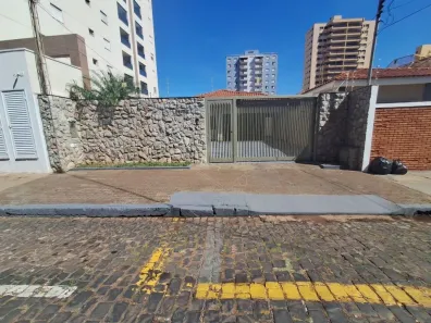 Casa com 3 Quartos à venda, 225m² no Centro, Araraquara
