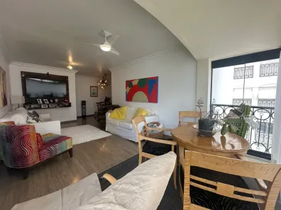 Apartamento com 3 Quartos para alugar, 135m² no Moema, São Paulo
