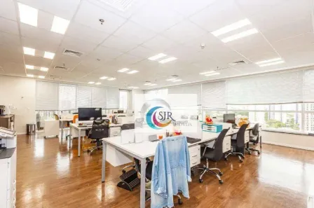 Sala Comercial para alugar, 203m² no Jardim das Acácias, São Paulo