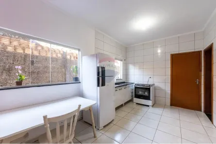 Casa com 2 Quartos à venda, 135m² no Jardim Grajaú, Jaboticabal