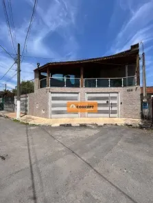 Sobrado com 5 Quartos à venda, 300m² no Jardim Quaresmeira, Suzano