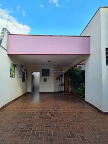 Casa com 3 Quartos à venda, 196m² no Jardim Irajá, Ribeirão Preto