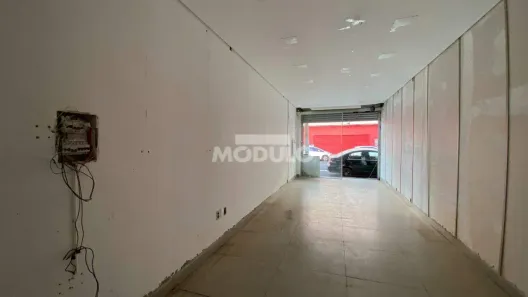 Ponto Comercial para alugar, 150m² no Centro, Uberlândia
