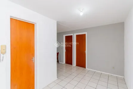 Apartamento com 2 Quartos para alugar, 40m² no Rubem Berta, Porto Alegre