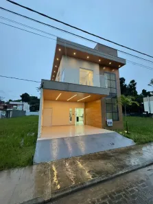 Casa de Condomínio com 4 Quartos à venda no Mangueirão, Belém