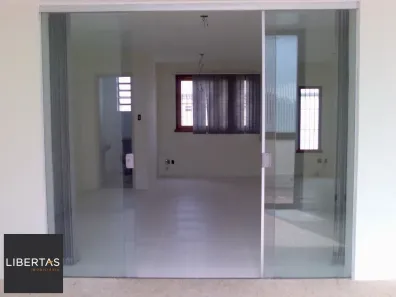 Sala Comercial à venda, 93m² no Passo da Areia, Porto Alegre