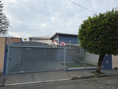 Casa com 2 Quartos à venda, 168m² no Loteamento Ana Quirina, Pindamonhangaba