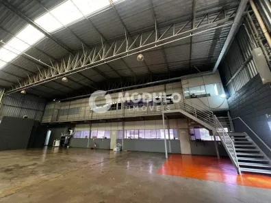 Galpão/Depósito/Armazém para alugar, 2000m² no Distrito Industrial, Uberlândia