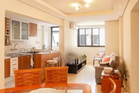 Apartamento com 2 Quartos à venda, 61m² no Cidade Baixa, Porto Alegre