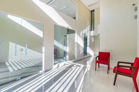 Prédio Comercial para alugar, 734m² no Jardim Itu, Porto Alegre