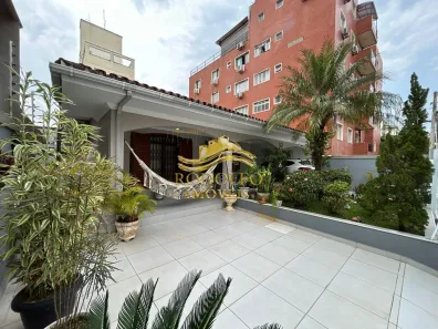 Casa com 4 Quartos à venda, 239m² no Enseada, Guarujá