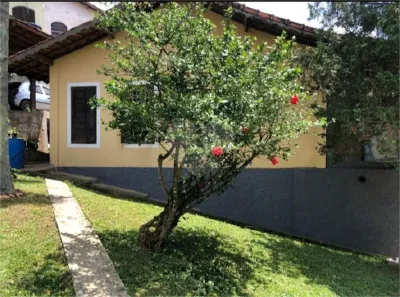 Casa com 4 Quartos à venda, 138m² no Jardim Emília, Embu-Guaçu