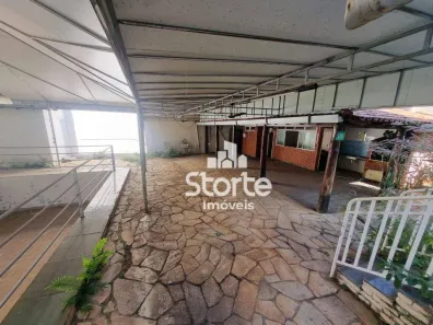 Imóvel Comercial com 5 Quartos à venda, 500m² no Centro, Uberlândia