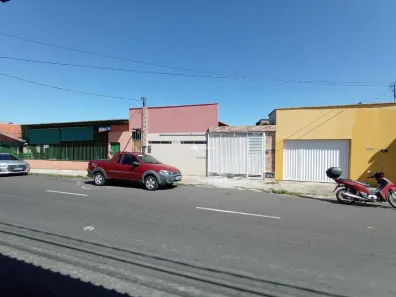 Casa com 4 Quartos à venda, 250m² no Piçarreira, Teresina