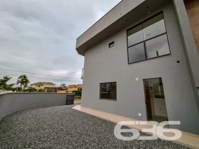Sobrado com 2 Quartos à venda, 87m² no Vila Nova, Joinville