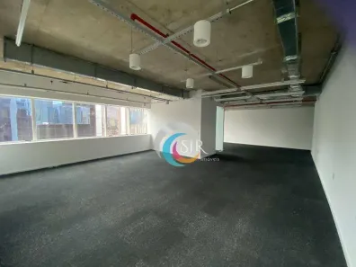 Sala Comercial para alugar, 216m² no Vila Olímpia, São Paulo
