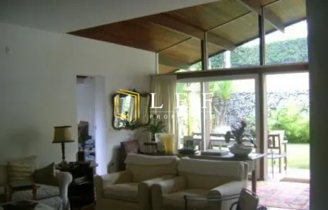Casa com 4 Quartos à venda, 365m² no Pacaembu, São Paulo