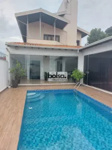 Casa com 6 Quartos à venda, 460m² no Vila Cardia, Bauru