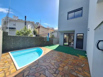 Casa com 3 Quartos à venda, 236m² no Itacorubi, Florianópolis