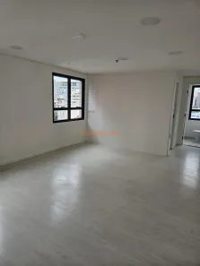Sala Comercial à venda, 34m² no Liberdade, São Paulo