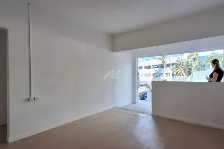 Casa com 3 Quartos para alugar, 136m² no Cambuí, Campinas