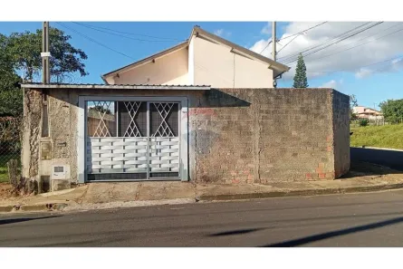 Casa com 2 Quartos à venda, 90m² no Jardim Botucatu (Rubião Júnior), Botucatu