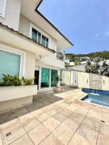 Casa de Condomínio com 6 Quartos à venda, 344m² no Charitas, Niterói