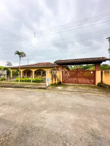 Fazenda/Sítio com 3 Quartos à venda, 300m² no Vale Encantado, Bragança Paulista