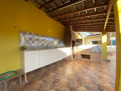Casa com 3 Quartos à venda, 128m² no Morada da Colina, Uberlândia
