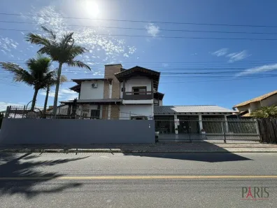 Sobrado com 5 Quartos à venda, 400m² no Do Ubatuba, São Francisco do Sul