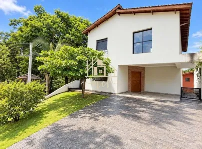 Casa de Condomínio com 2 Quartos à venda, 180m² no Jardim Maristela, Atibaia