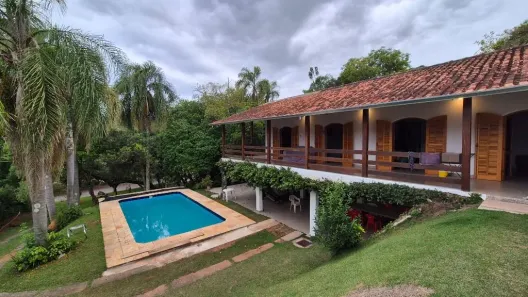 Casa de Condomínio com 4 Quartos para alugar, 270m² no Ibiúna, Ibiúna