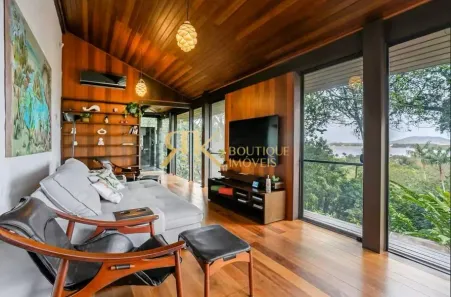 Casa com 4 Quartos para alugar, 265m² no Lagoa da Conceição, Florianópolis