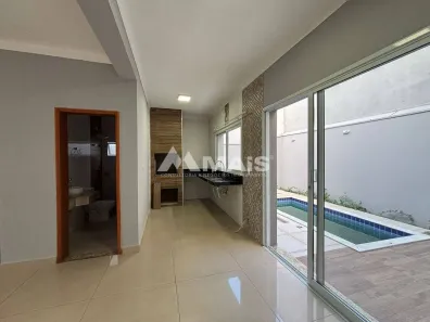 Casa de Condomínio com 2 Quartos para alugar, 192m² no Village Moutonnée, Salto