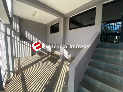 Sobrado com 4 Quartos à venda, 374m² no Vila Scarpelli, Santo André