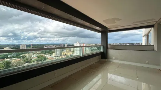 Apartamento com 4 Quartos à venda, 376m² no Mercês, Uberaba