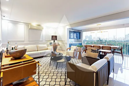 Apartamento com 3 Quartos para alugar, 172m² no Vila Cordeiro, São Paulo