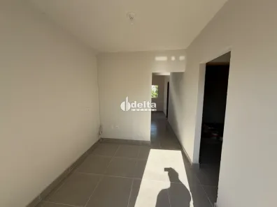 Casa com 3 Quartos à venda, 70m² no Jardim Europa, Uberlândia