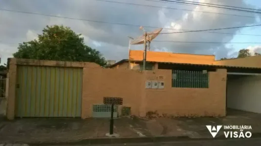 Casa com 2 Quartos à venda, 178m² no Parque das Gameleiras, Uberaba