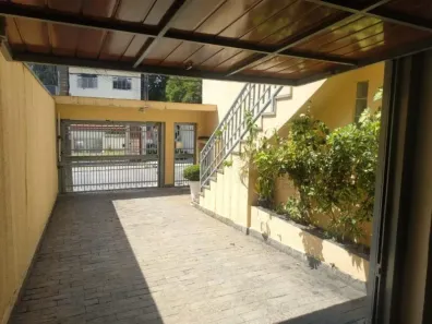 Sobrado com 3 Quartos à venda, 240m² no Chora Menino, São Paulo