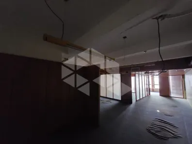 Sala Comercial para alugar, 80m² no Centro Histórico, Porto Alegre