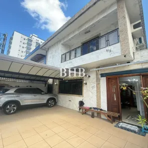 Sobrado com 4 Quartos à venda, 255m² no Embaré, Santos
