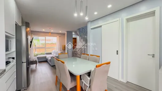 Casa com 2 Quartos à venda, 136m² no Mário Quintana, Porto Alegre