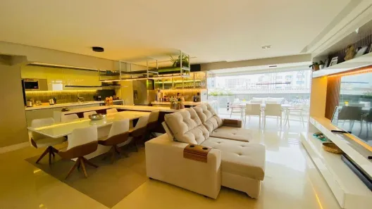 Apartamento com 3 Quartos à venda, 250m² no Canto, Florianópolis