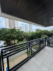 Apartamento com 4 Quartos para alugar, 198m² no Torre, Recife