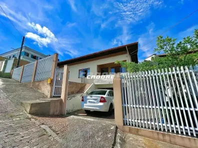 Casa com 4 Quartos à venda, 199m² no Garcia, Blumenau