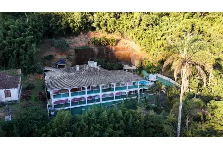 Casa com 4 Quartos à venda, 356m² no Corrêas, Petrópolis