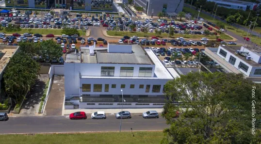 Prédio Comercial para alugar, 2597m² no Zona Cívico-Administrativa, Brasília
