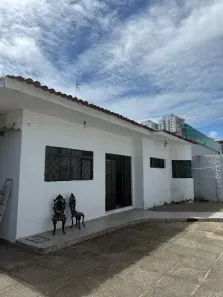 Casa com 4 Quartos à venda, 332m² no Imbiribeira, Recife